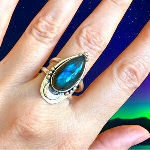 Labradorite Crescent Moon Ring in Sterling Silver, Sz 9